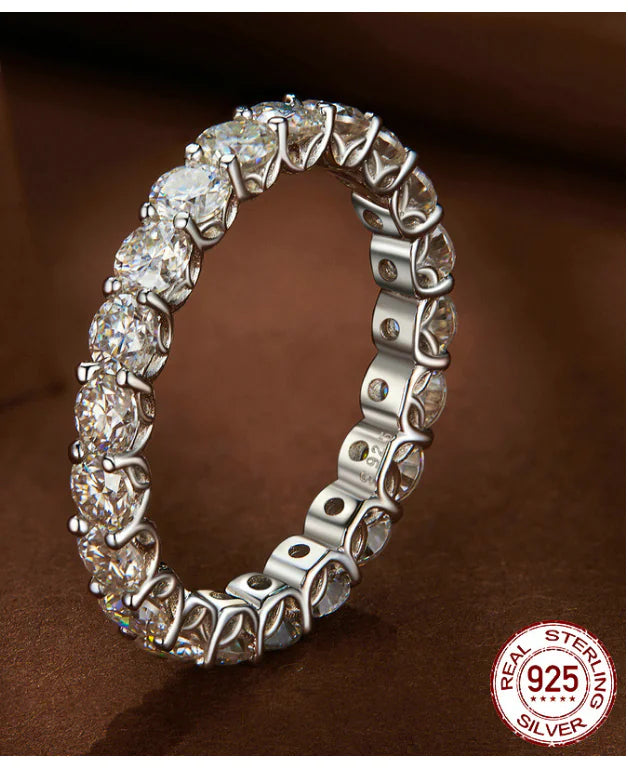 Openwork Pattern Moissanite Ring for Women